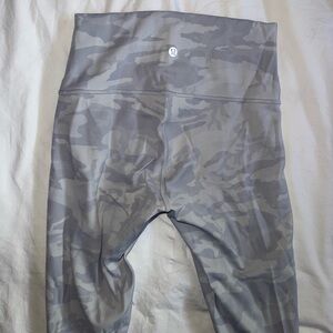 Lululemon leggings white camo size 6